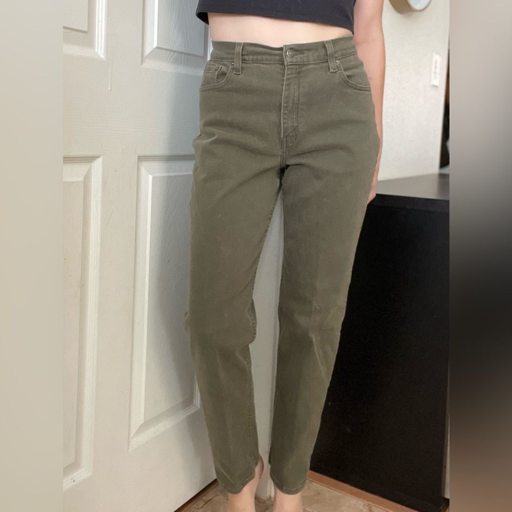 Vintage Y2K Levi's 550 Relaxed Fit Tapered Leg Jeans Sz 6 Green High Waist - Picture 1 of 5